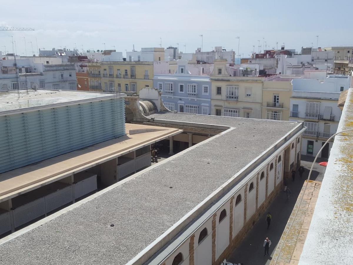 Apartamento En Pleno Centro De Cadiz Con Parking Economico Bagian luar foto